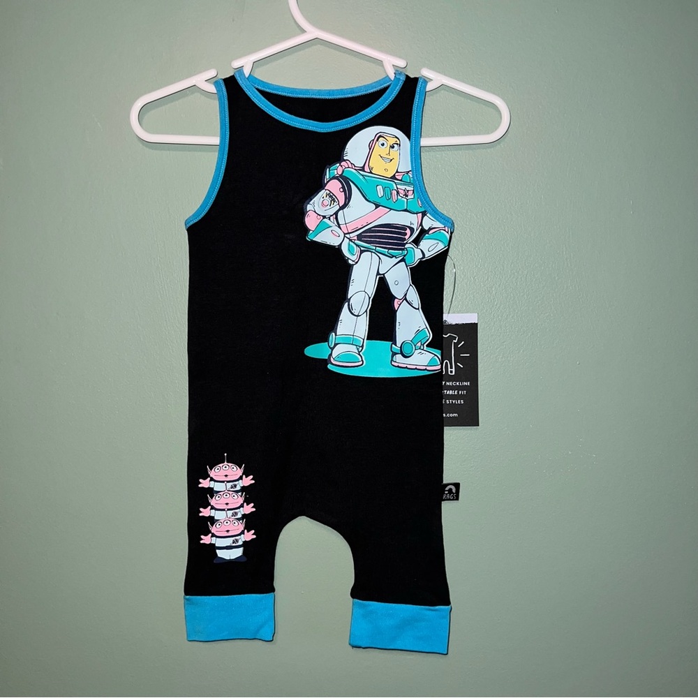 Buzz romper